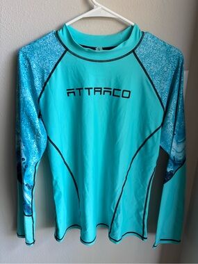 Women’s swim top Turquoise Long-Sleeve Rash Guard size large